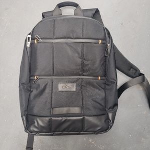 LAPTOP BACKPACK with RFID protection pocket